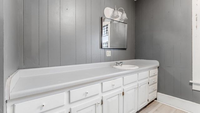 2035 Wilmer Street, Zanesville, OH 43701