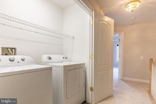 9551 LAGERSFIELD CIR, Vienna, VA 22181