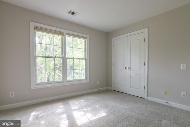 9551 LAGERSFIELD CIR, Vienna, VA 22181