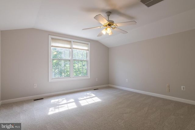 9551 LAGERSFIELD CIR, Vienna, VA 22181