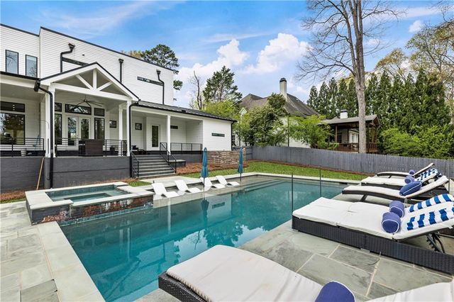 1546 Windsor Parkway NE, Brookhaven, GA 30319