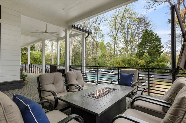 1546 Windsor Parkway NE, Brookhaven, GA 30319