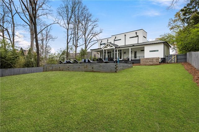 1546 Windsor Parkway NE, Brookhaven, GA 30319