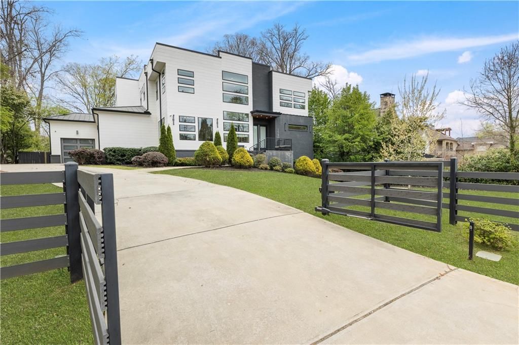 1546 Windsor Parkway NE, Brookhaven, GA 30319