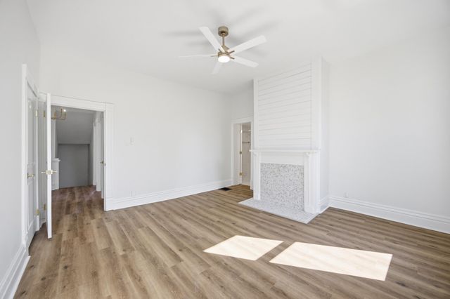 658 N Broadway, Lexington, KY 40508