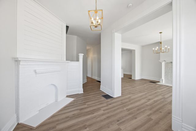 658 N Broadway, Lexington, KY 40508