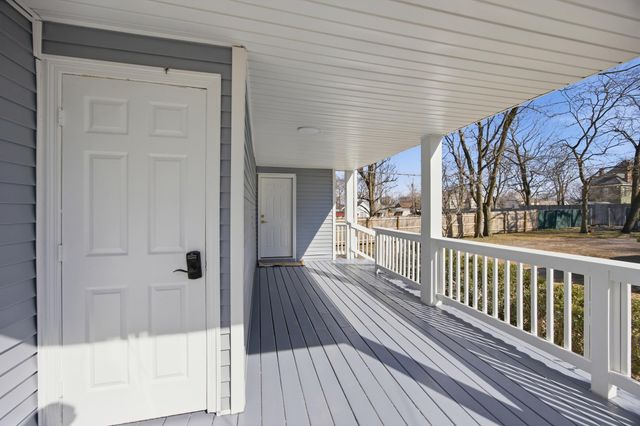 658 N Broadway, Lexington, KY 40508