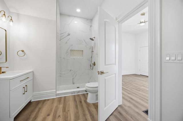 658 N Broadway, Lexington, KY 40508