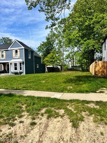 1584 Newman Avenue, Lakewood, OH 44107