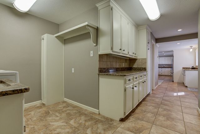 1301 E Tate Street, Brownfield, TX 79316