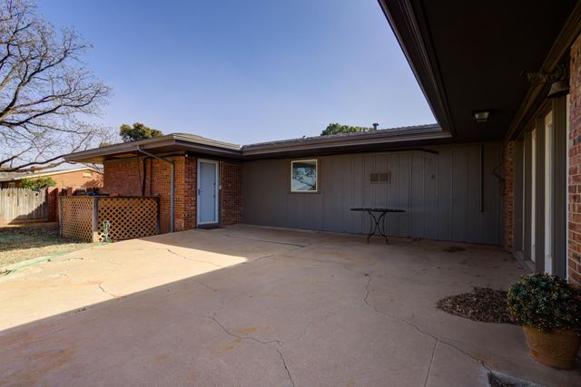 1301 E Tate Street, Brownfield, TX 79316