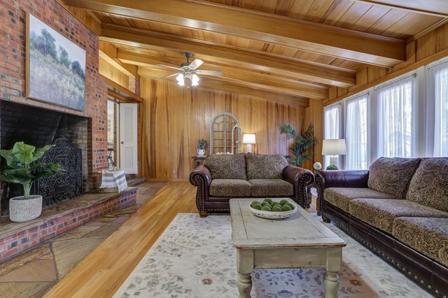 1301 E Tate Street, Brownfield, TX 79316