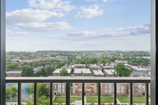 5600 Munhall Rd 905, Squirrel Hill, PA 15217