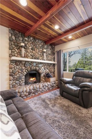 28916 North Shore Road, Lake Arrowhead, CA 92352