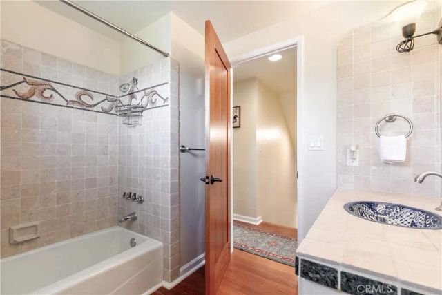 28916 North Shore Road, Lake Arrowhead, CA 92352