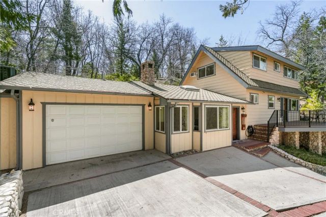 28916 North Shore Road, Lake Arrowhead, CA 92352