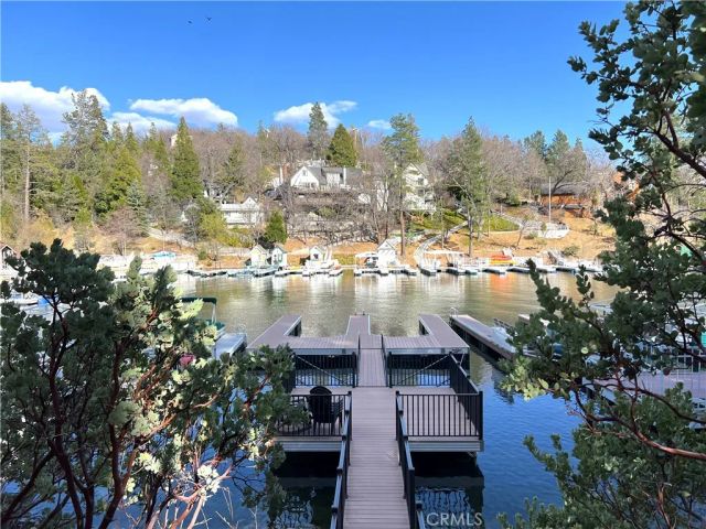 28916 North Shore Road, Lake Arrowhead, CA 92352