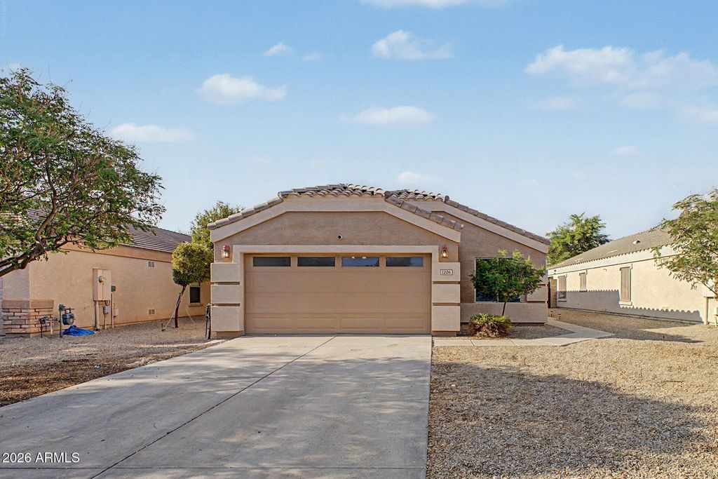1226 E MADDISON Street, San Tan Valley, AZ 85140 — exterior