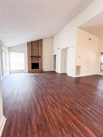 12704 Hollandale Drive, Houston, TX 77082