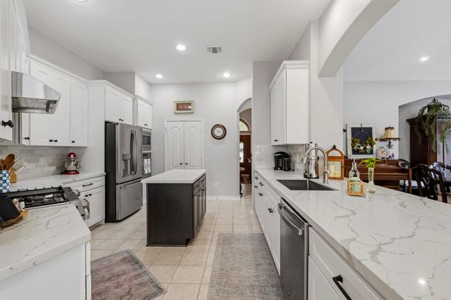 3905 Kimberly Drive, Pearland, TX 77581