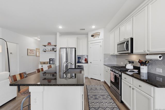 10526 Francisco Way, Converse, TX 78109