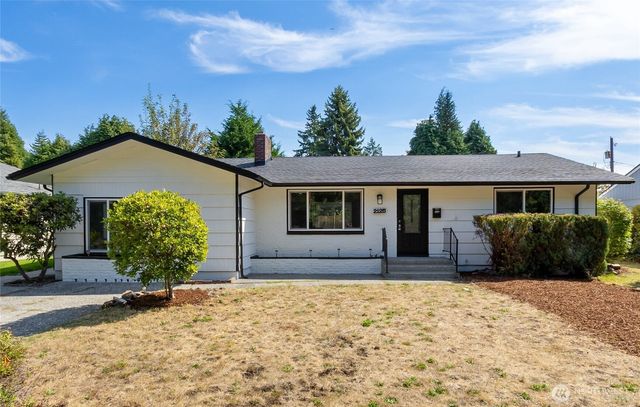 2125 N Highland Street, Tacoma, WA 98406