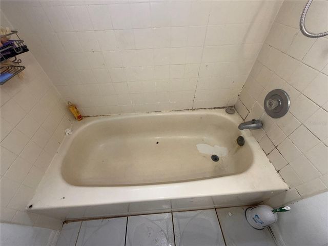 9301 SAUSALITO DRIVE, Orlando, FL 32825