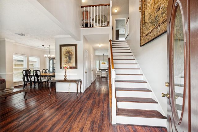 1211 Woodchase Drive, Pearland, TX 77581