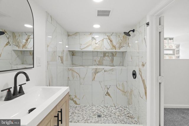 5612 HADDINGTON ST, Philadelphia, PA 19131