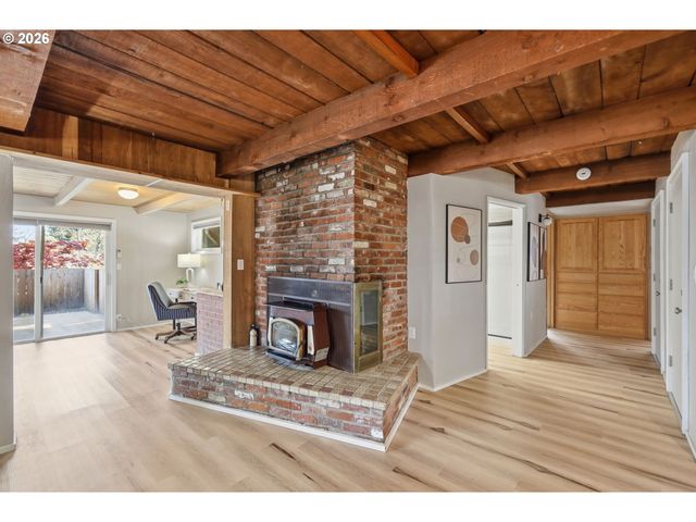 3021 WHITBECK Blvd, Eugene, OR 97405