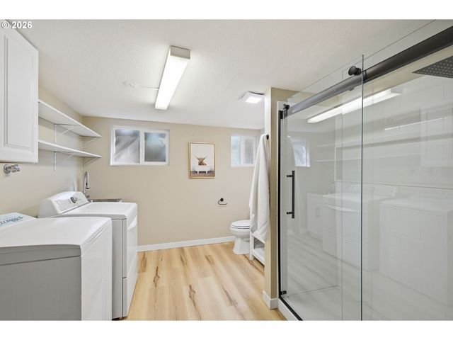 3021 WHITBECK Blvd, Eugene, OR 97405