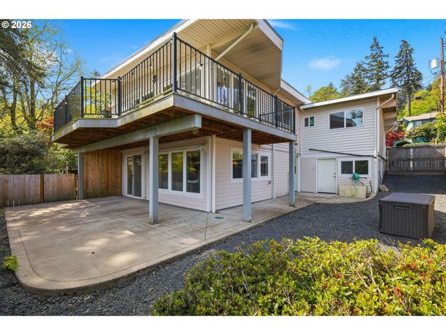 3021 WHITBECK Blvd, Eugene, OR 97405