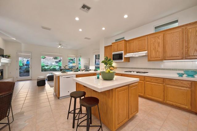 1157 Humbug Way, Auburn, CA 95603