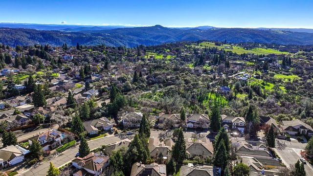1157 Humbug Way, Auburn, CA 95603