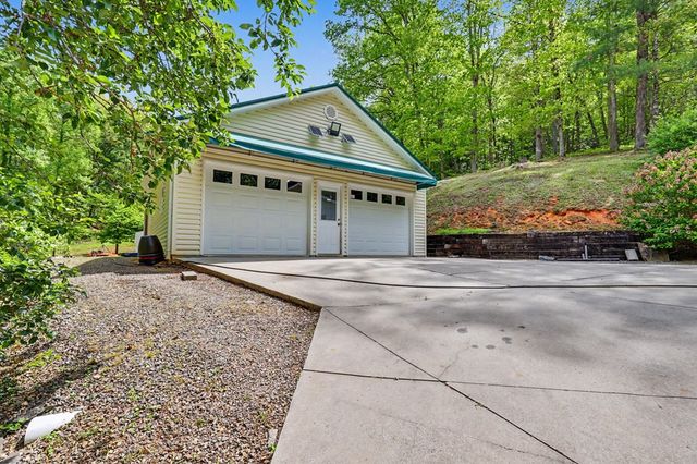 522 Fred Amos Road, Murphy, NC 28906