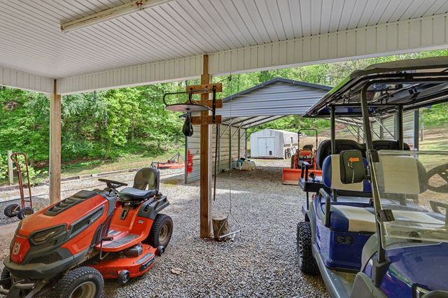 522 Fred Amos Road, Murphy, NC 28906
