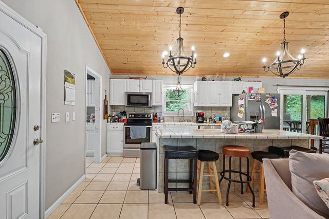 522 Fred Amos Road, Murphy, NC 28906