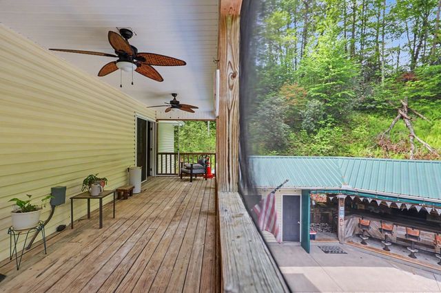 522 Fred Amos Road, Murphy, NC 28906