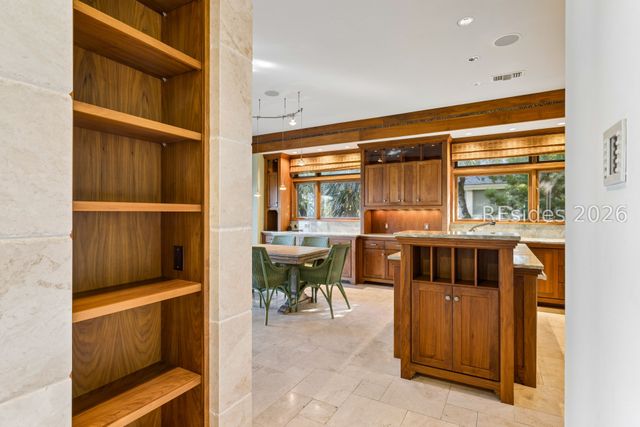 21 Red Cardinal Rd, Hilton Head Island, SC 29928
