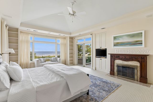21 Red Cardinal Rd, Hilton Head Island, SC 29928