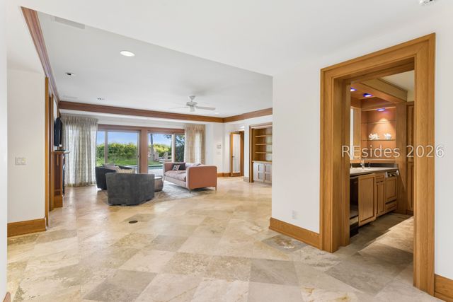 21 Red Cardinal Rd, Hilton Head Island, SC 29928