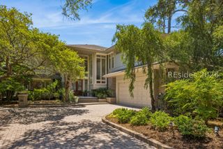 21 Red Cardinal Rd, Hilton Head Island, SC 29928