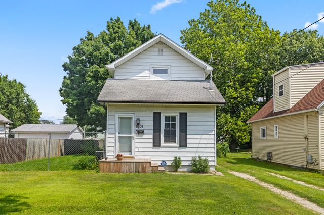 1901 E 23rd Street, Des Moines, IA 50317