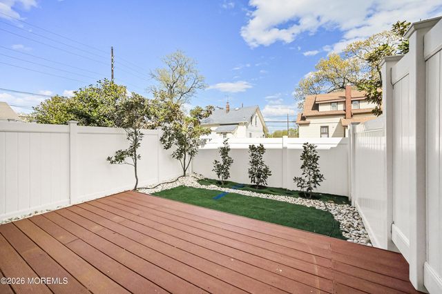 191 Chingarora Avenue 3, Keyport, NJ 07735