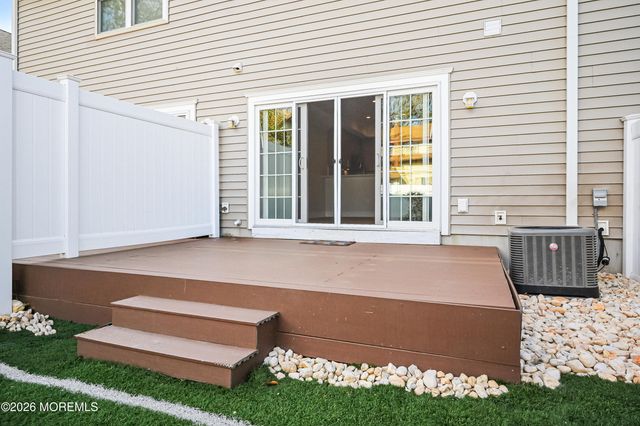 191 Chingarora Avenue 3, Keyport, NJ 07735