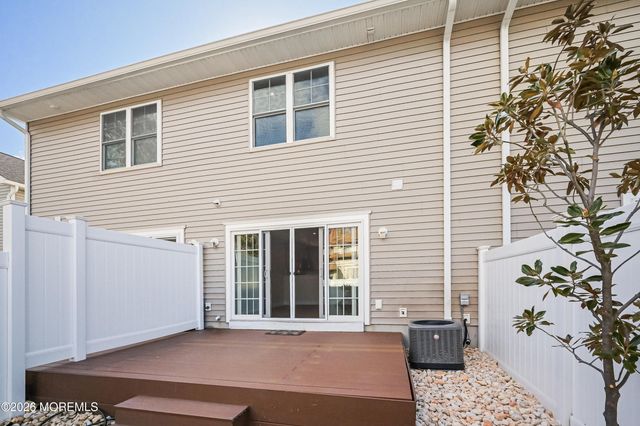 191 Chingarora Avenue 3, Keyport, NJ 07735