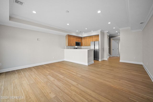 191 Chingarora Avenue 3, Keyport, NJ 07735