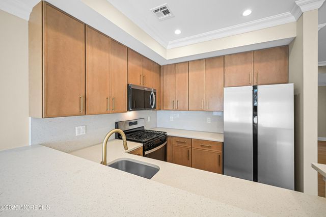 191 Chingarora Avenue 3, Keyport, NJ 07735
