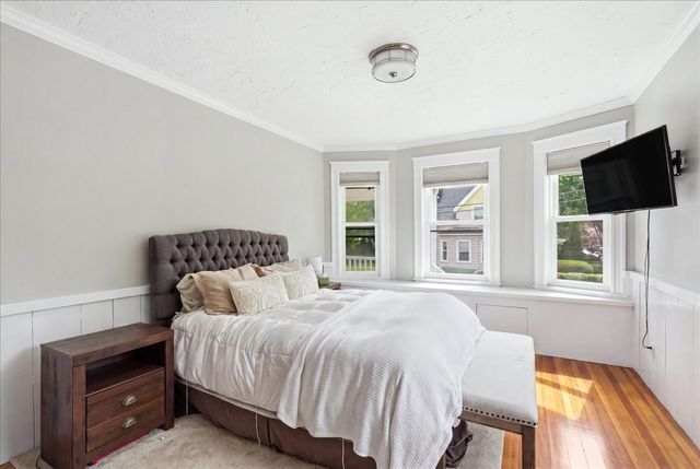 152 Davis St, Quincy, MA 02170
