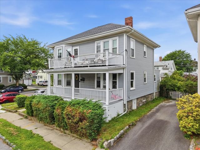 152 Davis St, Quincy, MA 02170